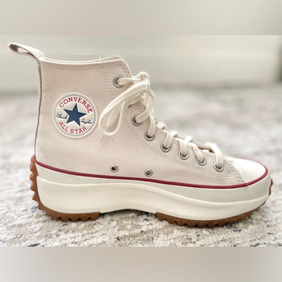 Shoes - Picture 5 of 9